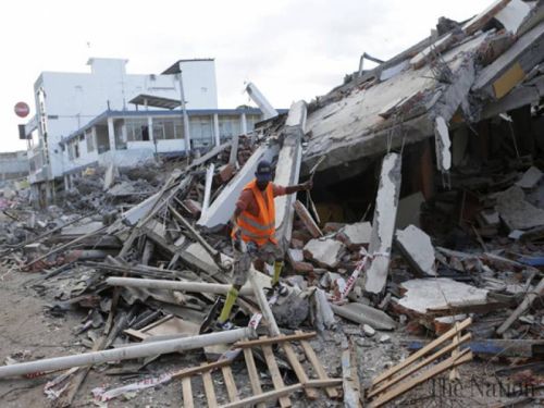 Equador Earthquake -4