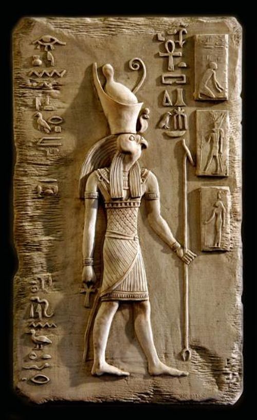 Statue carvings
