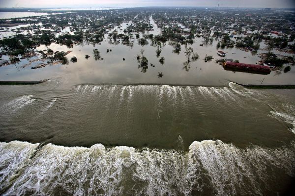 seawater-surging